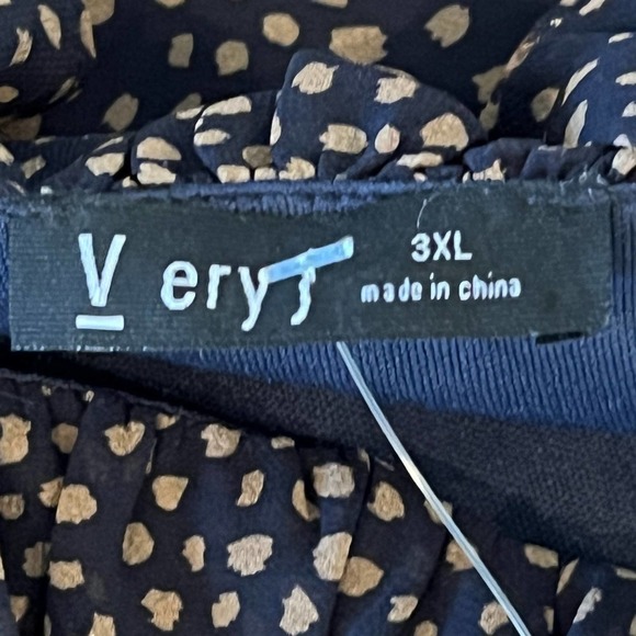 VERY J ANIMAL PRINT‎ RUFFLE V-NECK SMOCKED WAIST TIERED DRESS BLUE/GOLD 3XL NWT - Picture 13 of 15